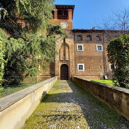 Alice Nel Paese Delle Meraviglie Sulbiate Luaran gambar