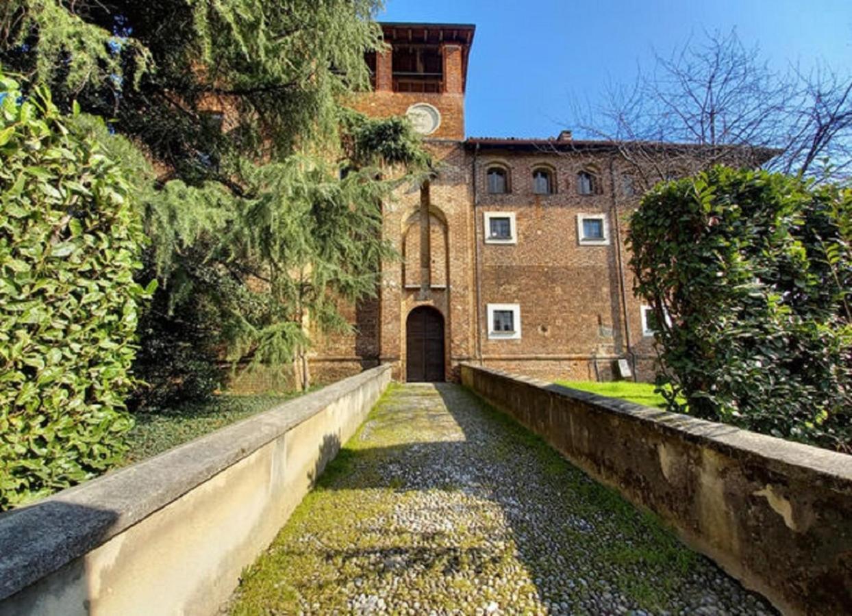Alice Nel Paese Delle Meraviglie Sulbiate Luaran gambar