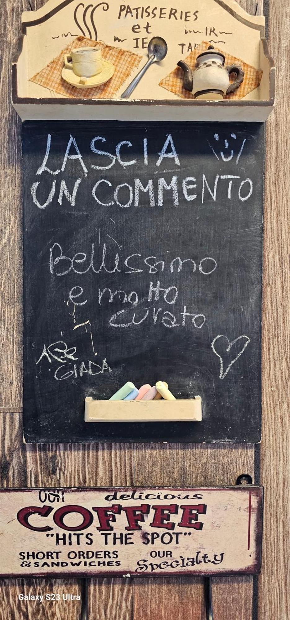 Alice Nel Paese Delle Meraviglie Sulbiate Luaran gambar